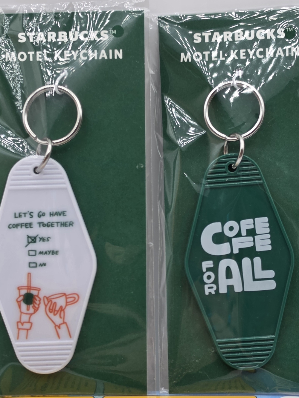 Starbucks White and Green Motel Keychain Set - Coffee For All